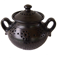 Fekete tároló edények